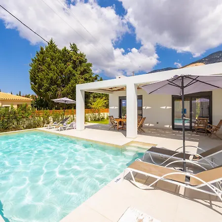 Petra Trapezaki (Kefalonia)