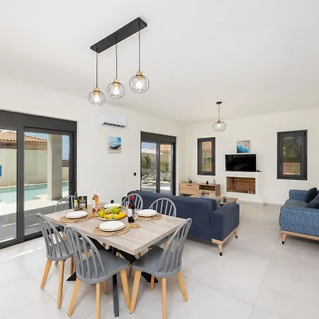 Petra * Trapezaki (Kefalonia)